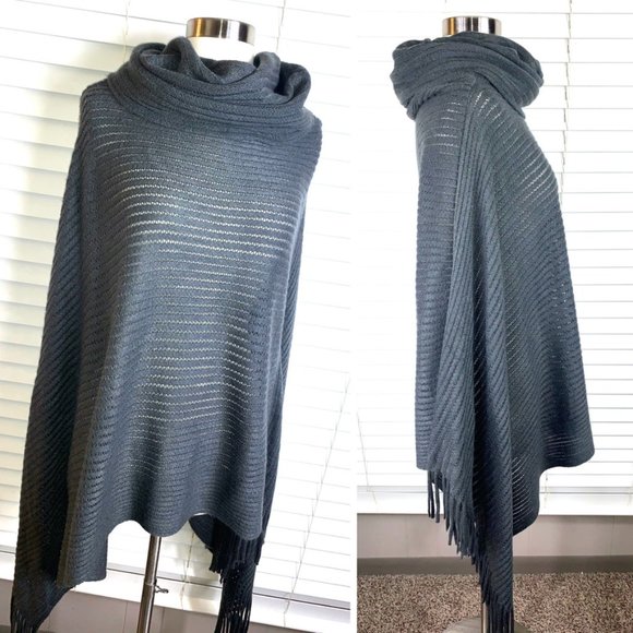 BCBGMaxAzria Tops - NWOT |•BCBGMAXAZRIA•| Beautiful Grey Poncho